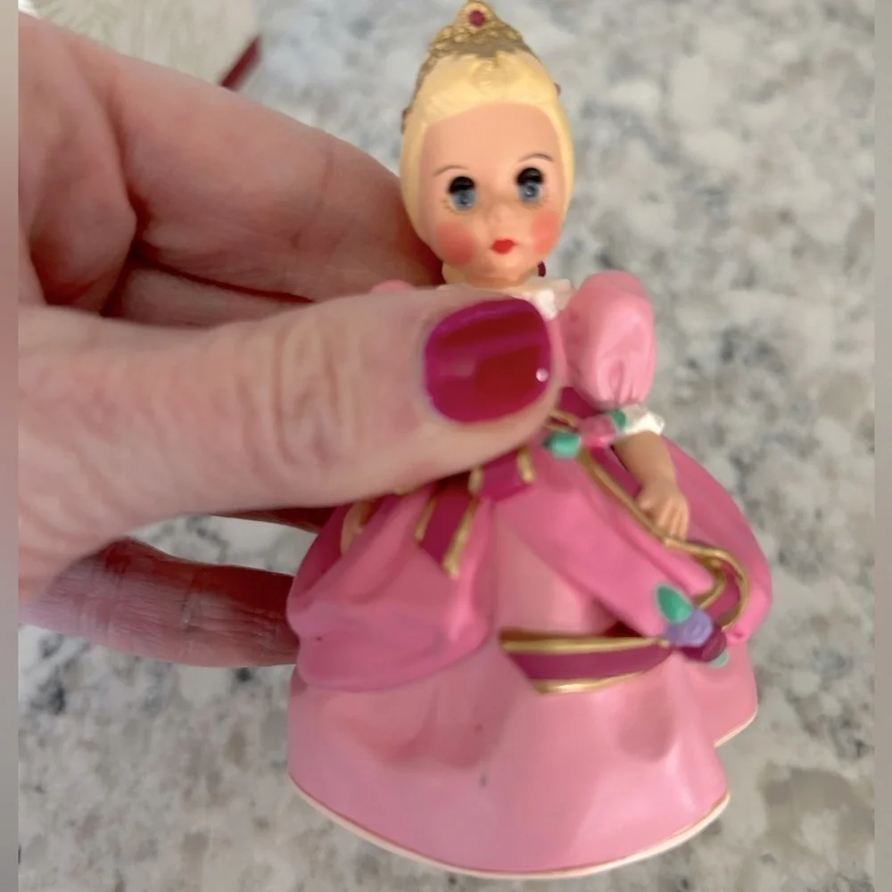 Hallmark Keepsake Cinderella-1995 Madame Alexander